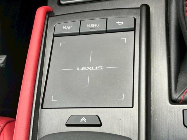 ＥＳ ＥＳ３００ｈ　Ｆスポーツ　サンルーフ／保証書／純正　ＳＤナビ／デジタルインナーミラー／衝突安全装置／シートヒーター／車線逸脱防止支援システム／シート　フルレザー／パーキングアシスト　バックガイド　革シート　衝突被害軽減システム（21枚目）
