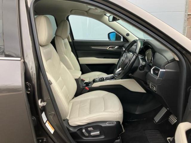 ＣＸ－５ ２５Ｓ　Ｌパッケージ　ＢＯＳＥ／純正　ＳＤナビ／衝突安全装置／シートヒーター　全席／車線逸脱防止支援システム／シート　フルレザー／電動バックドア／ドライブレコーダー　前後／ヘッドランプ　ＬＥＤ／Ｂｌｕｅｔｏｏｔｈ接続（5枚目）