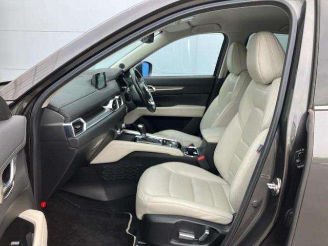 ＣＸ－５ ２５Ｓ　Ｌパッケージ　ＢＯＳＥ／純正　ＳＤナビ／衝突安全装置／シートヒーター　全席／車線逸脱防止支援システム／シート　フルレザー／電動バックドア／ドライブレコーダー　前後／ヘッドランプ　ＬＥＤ／Ｂｌｕｅｔｏｏｔｈ接続（6枚目）
