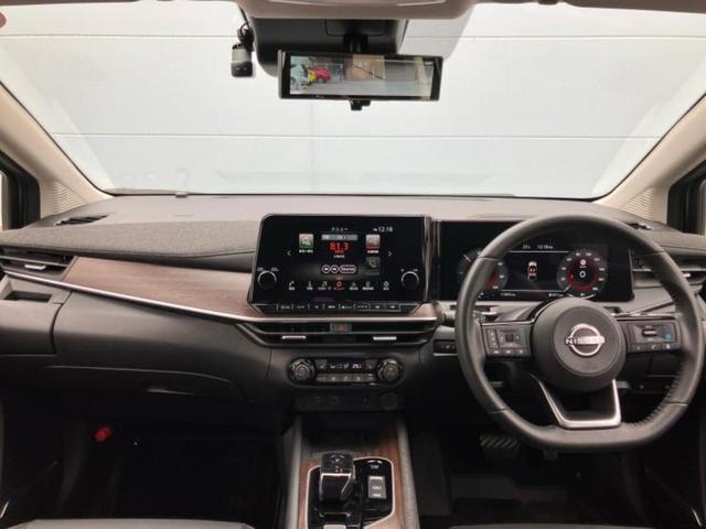 オーラ ４ＷＤ　Ｇ　ＦＯＵＲ９０シュウネンキネンシャ　ＢＯＳＥ／保証書／純正　ＳＤナビ／インテリジェントルームミラー／シートヒーター　前席／アラウンドビューモニター／車線逸脱防止支援システム／シート　合皮／プロパイロット／ヘッドランプ　ＬＥＤ　４ＷＤ（4枚目）
