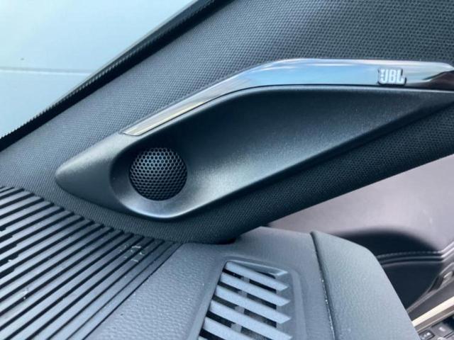 ハリアーハイブリッド ４ＷＤ　Ｚレザーパッケージ　新品タイヤ／サンルーフ／純正エアロ／ＪＢＬ／純正　ＳＤナビ／デジタルインナーミラー／衝突安全装置／シートヒーター／車線逸脱防止支援システム／シート　フルレザー／電動バックドア／ヘッドランプ　ＬＥＤ（34枚目）