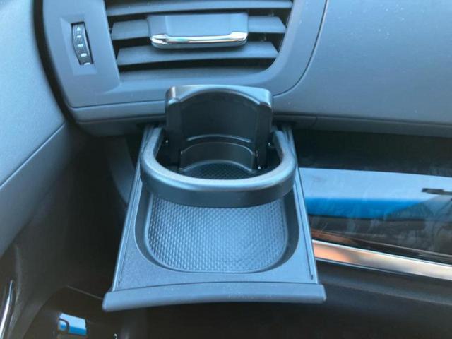 アルファードハイブリッド ４ＷＤハイブリッドＳＲ　サンルーフ／純正エアロ／ディスプレイオーディオ＋ナビ／フリップダウンモニター／両側電動スライドドア／シート　合皮／パーキングアシスト　バックガイド／ヘッドランプ　ＬＥＤ／ＥＴＣ　フルエアロ　電動シート（20枚目）