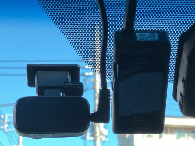 アルファードハイブリッド ４ＷＤハイブリッドＳＲ　サンルーフ／純正エアロ／ディスプレイオーディオ＋ナビ／フリップダウンモニター／両側電動スライドドア／シート　合皮／パーキングアシスト　バックガイド／ヘッドランプ　ＬＥＤ／ＥＴＣ　フルエアロ　電動シート（24枚目）