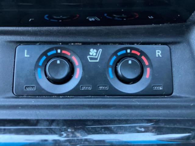 アルファードハイブリッド ４ＷＤハイブリッドＳＲ　サンルーフ／純正エアロ／ディスプレイオーディオ＋ナビ／フリップダウンモニター／両側電動スライドドア／シート　合皮／パーキングアシスト　バックガイド／ヘッドランプ　ＬＥＤ／ＥＴＣ　フルエアロ　電動シート（27枚目）