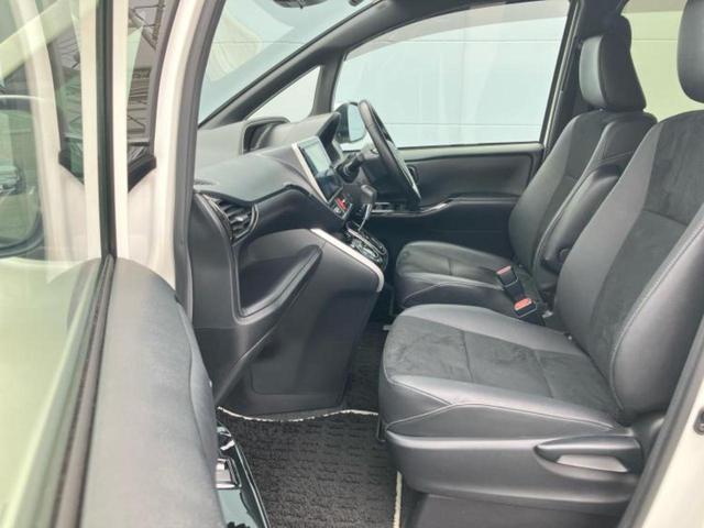 ヴォクシー ZSキラメキ3 純正エアロ/保証書/純正 10インチ SDナビ/フリップダウンモニター 純正 12.1インチ/衝突安全装置/両側電動スライドドア/車線逸脱防止支援システム/シート ハーフレザー 衝突被害軽減システム(6枚目)