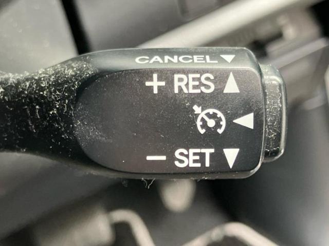 ヴォクシー ZSキラメキ3 純正エアロ/保証書/純正 10インチ SDナビ/フリップダウンモニター 純正 12.1インチ/衝突安全装置/両側電動スライドドア/車線逸脱防止支援システム/シート ハーフレザー 衝突被害軽減システム(14枚目)