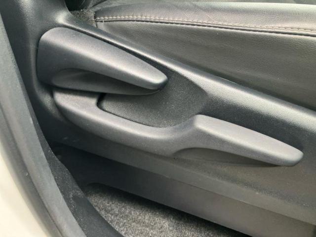 ヴォクシー ZSキラメキ3 純正エアロ/保証書/純正 10インチ SDナビ/フリップダウンモニター 純正 12.1インチ/衝突安全装置/両側電動スライドドア/車線逸脱防止支援システム/シート ハーフレザー 衝突被害軽減システム(28枚目)