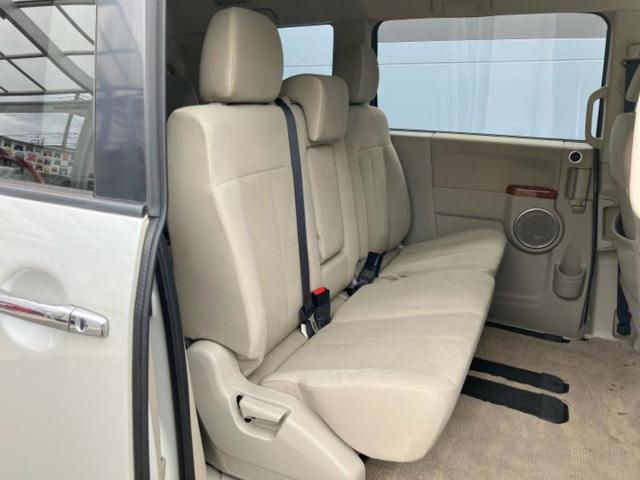 デリカD:5 4WD Dプレミアム ロックフォード/保証書/純正 SDナビ/両側電動スライドドア/シートヒーター 前席/電動バックドア/ヘッドランプ HID/ETC/EBD付ABS/横滑り防止装置/バックモニター/フルセグTV 4WD(7枚目)