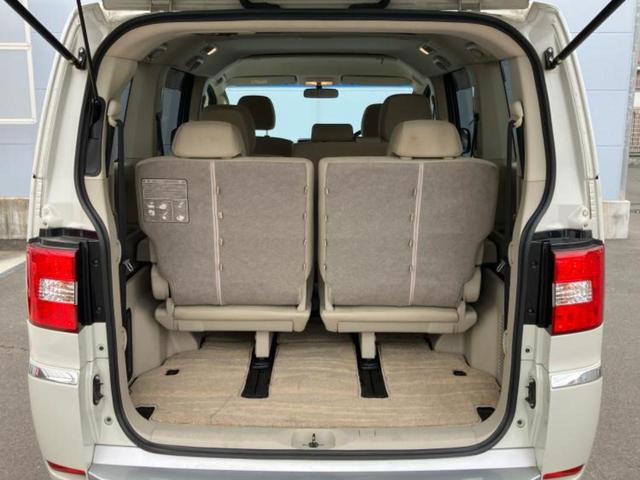 デリカD:5 4WD Dプレミアム ロックフォード/保証書/純正 SDナビ/両側電動スライドドア/シートヒーター 前席/電動バックドア/ヘッドランプ HID/ETC/EBD付ABS/横滑り防止装置/バックモニター/フルセグTV 4WD(8枚目)