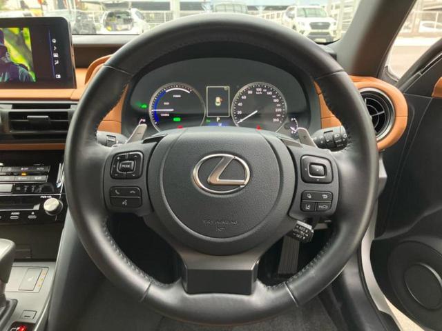 ナビ、ドラレコ、ＥＴＣ、フリップダウンモニター、デジタルインナーミラーｅｔｃ…後付け可能です！オプションも豊富に取り揃えておりますのでご安心ください！