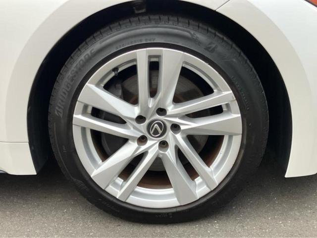 ＷＥＣＡＲＳでは登録（届出）済未使用車や走行距離１万ｋｍ未満の在庫車も多数ご用意しております！状態は良いものが良いけど、新車は高いな・・・そんなお客様にオススメです！