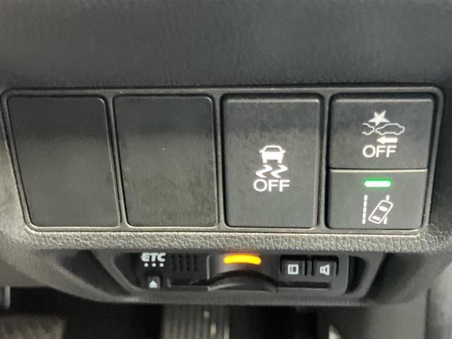 お車に合わせて無料保証以外にも、保証範囲、期間、距離を拡充させた有料保証もご用意しております！中古車の購入が初めてで不安・・・というお客様もご安心ください！