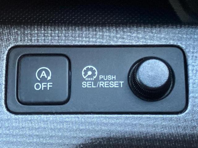 国産車から輸入車まで多様なお客様のニーズのお応えできるように、全国規模で豊富な在庫展開！車のことならＷＥＣＡＲＳへ！