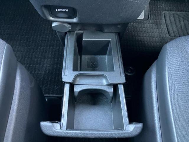 ノア S-G 新品タイヤ/保証書/ディスプレイオーディオ+ナビ10.5インチ/フリップダウンモニター 純正 13.2インチ/衝突安全装置/電動スライドドア/車線逸脱防止支援システム 衝突被害軽減システム DVD再生(23枚目)