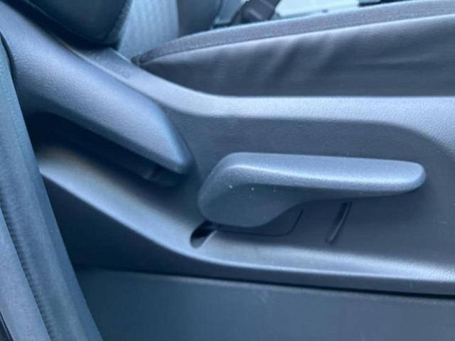 ノア S-G 新品タイヤ/保証書/ディスプレイオーディオ+ナビ10.5インチ/フリップダウンモニター 純正 13.2インチ/衝突安全装置/電動スライドドア/車線逸脱防止支援システム 衝突被害軽減システム DVD再生(26枚目)