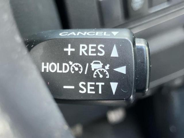 アルファード Ｓタイプゴールド　新品タイヤ／サンルーフ／保証書／ディスプレイオーディオ＋ナビ／フリップダウンモニター／デジタルインナーミラー／衝突安全装置／両側電動スライドドア／車線逸脱防止支援システム／電動バックドア　バックカメラ（15枚目）