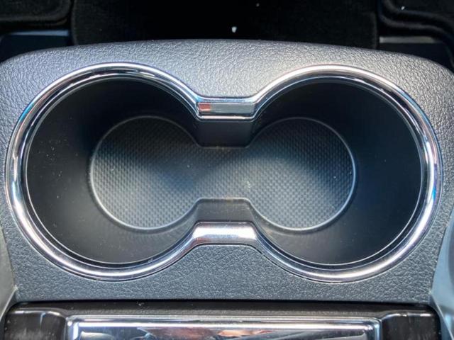 アルファード Ｓタイプゴールド　新品タイヤ／サンルーフ／保証書／ディスプレイオーディオ＋ナビ／フリップダウンモニター／デジタルインナーミラー／衝突安全装置／両側電動スライドドア／車線逸脱防止支援システム／電動バックドア　バックカメラ（29枚目）