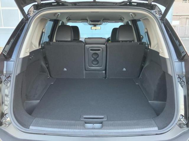 エクストレイル ４ＷＤ　Ｇ　ｅ－４ＯＲＣＥ　保証書／純正　ＳＤナビ／インテリジェントルームミラー／衝突安全装置／シートヒーター／全方位モニター／車線逸脱防止支援システム／シート　合皮／パーキングアシスト　自動操舵／電動バックドア　全周囲カメラ（8枚目）