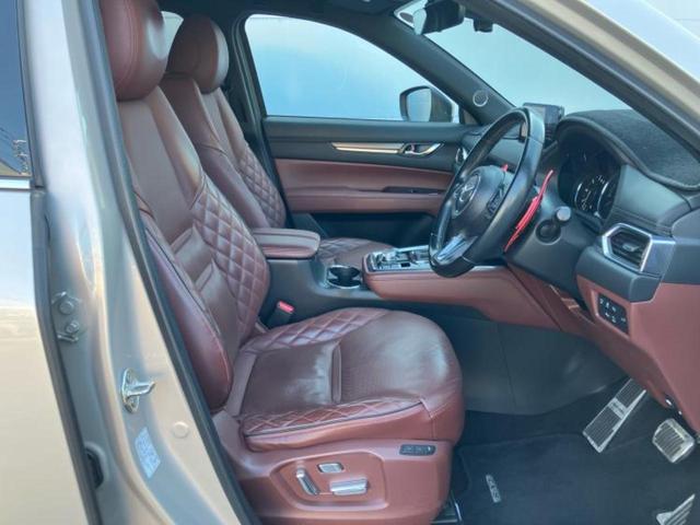 CX-8 4WD XDエクスクルーシブモード サンルーフ/BOSE/保証書/純正 SDナビ/衝突安全装置/シートヒーター/車線逸脱防止支援システム/シート フルレザー/電動バックドア/ヘッドランプ LED/Bluetooth接続/ETC2.0(5枚目)