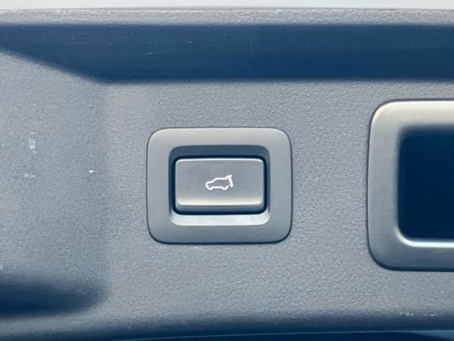 CX-8 4WD XDエクスクルーシブモード サンルーフ/BOSE/保証書/純正 SDナビ/衝突安全装置/シートヒーター/車線逸脱防止支援システム/シート フルレザー/電動バックドア/ヘッドランプ LED/Bluetooth接続/ETC2.0(37枚目)
