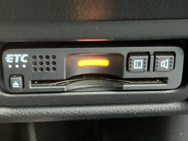 ステップワゴンスパーダ スパーダクールスピリット・ホンダセンシング　新品タイヤ／保証書／純正　９インチ　ＳＤナビ／フリップダウンモニター／両側電動スライドドア／シートヒーター　前席／シート　ハーフレザー／ヘッドランプ　ＬＥＤ／ＵＳＢジャック／Ｂｌｕｅｔｏｏｔｈ接続（17枚目）