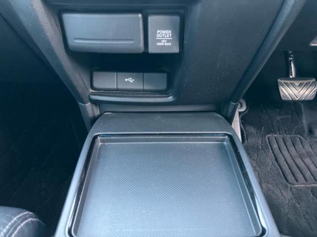 ステップワゴンスパーダ スパーダクールスピリット・ホンダセンシング　新品タイヤ／保証書／純正　９インチ　ＳＤナビ／フリップダウンモニター／両側電動スライドドア／シートヒーター　前席／シート　ハーフレザー／ヘッドランプ　ＬＥＤ／ＵＳＢジャック／Ｂｌｕｅｔｏｏｔｈ接続（30枚目）