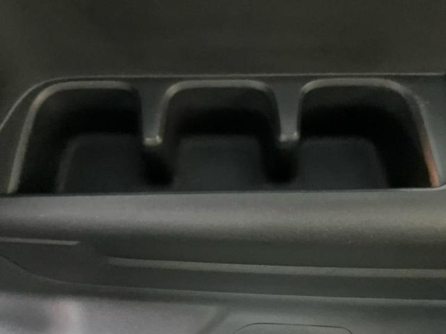 ステップワゴンスパーダ スパーダクールスピリット・ホンダセンシング　新品タイヤ／保証書／純正　９インチ　ＳＤナビ／フリップダウンモニター／両側電動スライドドア／シートヒーター　前席／シート　ハーフレザー／ヘッドランプ　ＬＥＤ／ＵＳＢジャック／Ｂｌｕｅｔｏｏｔｈ接続（38枚目）