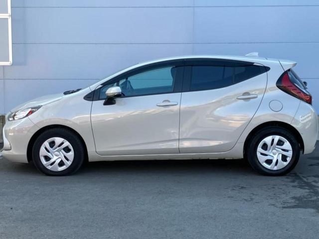 アクア Ｇ　新品タイヤ／保証書／ディスプレイオーディオ＋ナビ／トヨタセーフティセンス／シートヒーター　前席／パノラミックビューモニター／車線逸脱防止支援システム／ドライブレコーダー　前後　衝突被害軽減システム（2枚目）