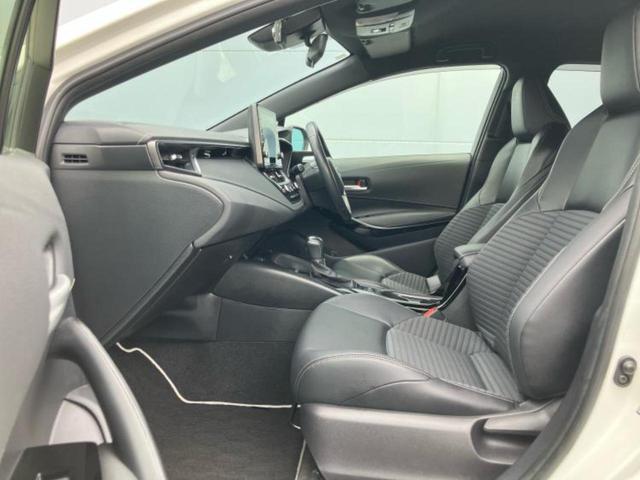 カローラツーリング ハイブリッドダブルバイビー 保証書/ディスプレイオーディオ+ナビ8インチ/衝突安全装置/シートヒーター 前席/車線逸脱防止支援システム/シート 合皮/ヘッドランプ LED/Bluetooth接続/ETC 衝突被害軽減システム(6枚目)