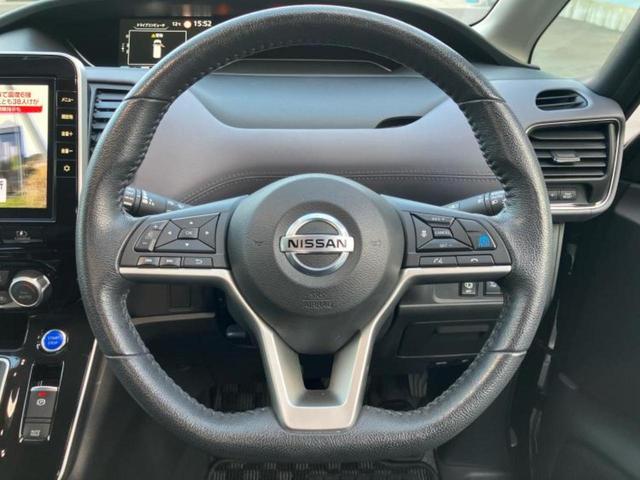 セレナ eパワーハイウェイスターV 新品タイヤ/純正 10インチ メモリーナビ/フリップダウンモニター 純正 10インチ/インテリジェントルームミラー/エマージェンシーブレーキ/両側電動スライドドア/アラウンドビューモニター ETC(12枚目)