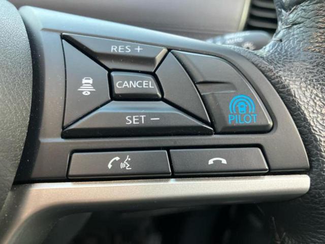 セレナ eパワーハイウェイスターV 新品タイヤ/純正 10インチ メモリーナビ/フリップダウンモニター 純正 10インチ/インテリジェントルームミラー/エマージェンシーブレーキ/両側電動スライドドア/アラウンドビューモニター ETC(14枚目)