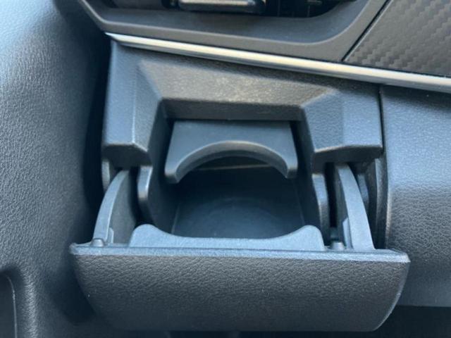 ノート X 保証書/純正 SDナビ/インテリジェントルームミラー/衝突安全装置/アラウンドビューモニター/車線逸脱防止支援システム/ドライブレコーダー 純正/ヘッドランプ LED/USBジャック 全周囲カメラ(17枚目)