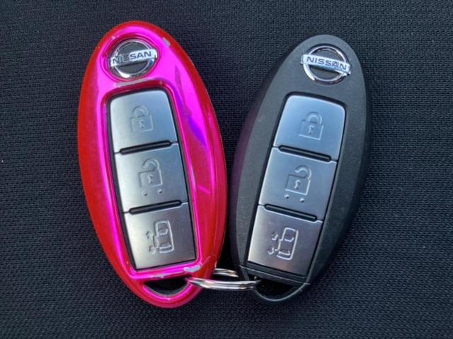 セレナ ライダーHV 新品タイヤ/保証書/純正 8インチ SDナビ/フリップダウンモニター/電動スライドドア/ヘッドランプ HID/ETC/EBD付ABS/横滑り防止装置/アイドリングストップ/クルーズコントロール(33枚目)