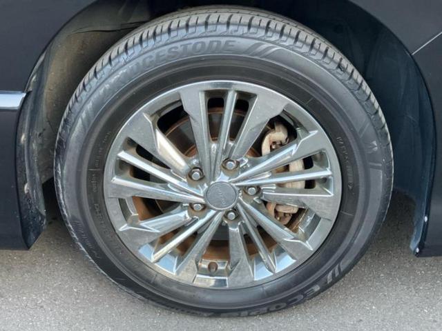 セレナ ライダーHV 新品タイヤ/保証書/純正 8インチ SDナビ/フリップダウンモニター/電動スライドドア/ヘッドランプ HID/ETC/EBD付ABS/横滑り防止装置/アイドリングストップ/クルーズコントロール(34枚目)