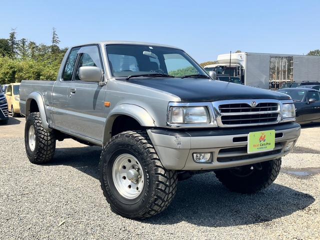 　走行距離不明　４ＷＤ　社外アルミホイール　リフトアップ　ＵＳＢ入力端子(2枚目)