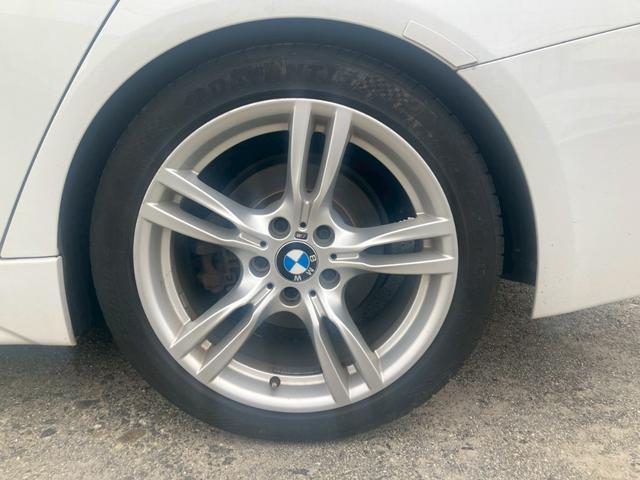 ３シリーズ ３２０ｄブルーパフォーマンス　Ｍスポーツ　純正ナビ　バックモニター　パワーシート　ＥＴＣ　純正１８インチアルミ　パドルシフト　ステアリングスイッチ　アルカンターラコンビシート（30枚目）