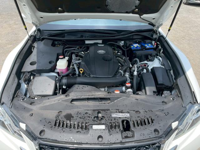 クラウン アスリートＳ－Ｔ　ブリッツ車高調　純正サス有り　柿本マフラー　純正ナビ　バックモニター　フルセグテレビ（28枚目）
