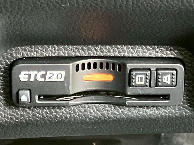 ヴェゼル ｅ：ＨＥＶ　Ｚ　ホンダコネクトディスプレイナビ　ハーフレザーシート　ＥＴＣ２．０　フルセグＴＶ　１オーナー車　新車保証書　マルチビューカメラシステム　ハンズフリーパワーバックドア　後退出庫サポート　前後ドラレコ（24枚目）