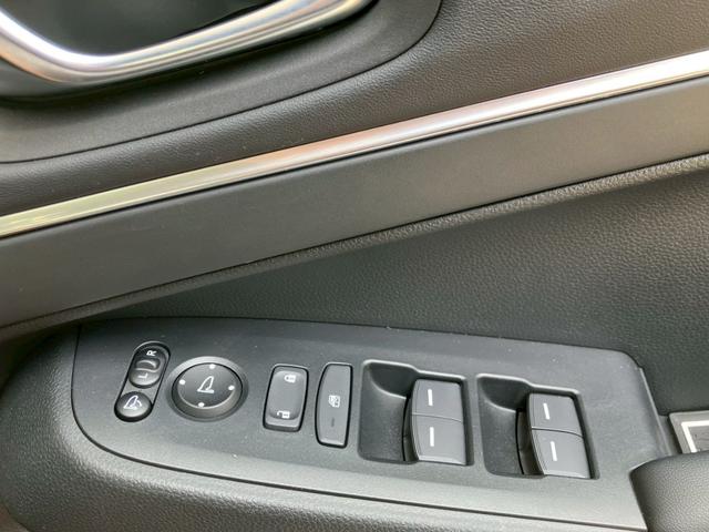 ヴェゼル ｅ：ＨＥＶ　Ｚ　ホンダコネクトディスプレイナビ　ハーフレザーシート　ＥＴＣ２．０　フルセグＴＶ　１オーナー車　新車保証書　マルチビューカメラシステム　ハンズフリーパワーバックドア　後退出庫サポート　前後ドラレコ（29枚目）