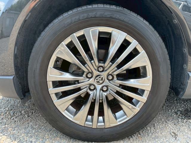 ハリアー Ｚ　調光パノラマルーフ　パノラミックビューモニター　ブラインドスポットモニター　１２．３インチディスプレイオーディオ　ＪＢＬプレミアムサウンド　カラーヘッドアップディスプレイ　ビルトインＥＴＣ２．０（31枚目）