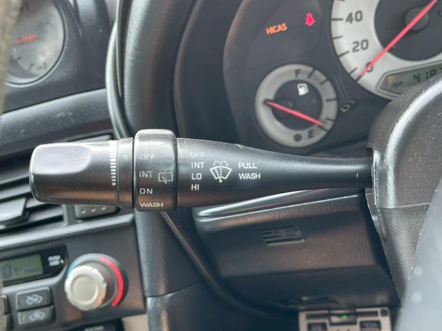 スカイライン ２５ＧＴターボ　トランクスポイラー　社外マフラー　車高調　社外ナビ　フルセグ　タイベル交換すみ（18枚目）