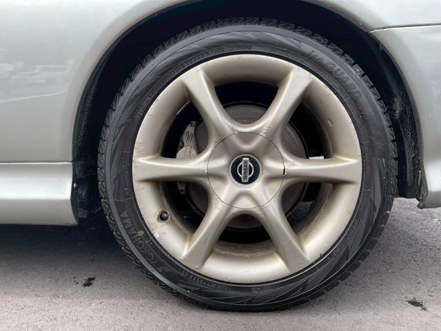 スカイライン ２５ＧＴターボ　トランクスポイラー　社外マフラー　車高調　社外ナビ　フルセグ　タイベル交換すみ（25枚目）