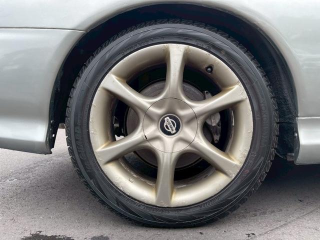 スカイライン ２５ＧＴターボ　トランクスポイラー　社外マフラー　車高調　社外ナビ　フルセグ　タイベル交換すみ（26枚目）
