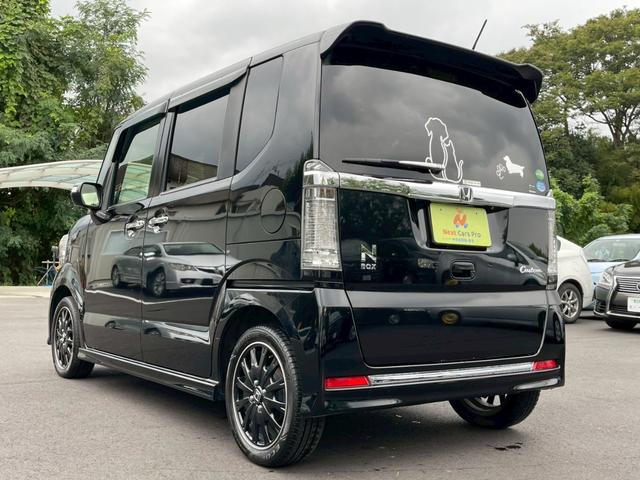 Ｎ－ＢＯＸカスタム Ｇ　ターボＳＳブラックスタイルパッケージ　純正ナビ　フルセグ　バックモニター　両側パワースライドドア　シティーブレーキ　クルーズコントロール　ＨＩＤヘッドライト　スマートキー　プッシュスタート　ＥＴＣ　ワンオーナー（4枚目）