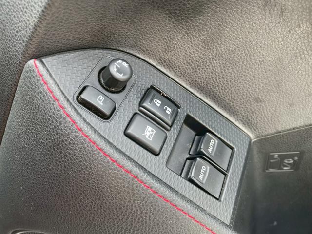 ８６ ＧＴ　ＨＫＳスーパーチャージャー　ＴＲＤエアロ　Ｄｅｆｉ３連メーター　社外マフラー　純正ナビ　フルセグ　バックモニター　スマートキー　プッシュスタート　ワンオーナー（21枚目）