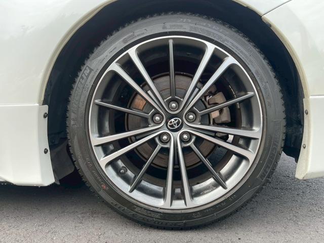 ８６ ＧＴ　ＨＫＳスーパーチャージャー　ＴＲＤエアロ　Ｄｅｆｉ３連メーター　社外マフラー　純正ナビ　フルセグ　バックモニター　スマートキー　プッシュスタート　ワンオーナー（32枚目）