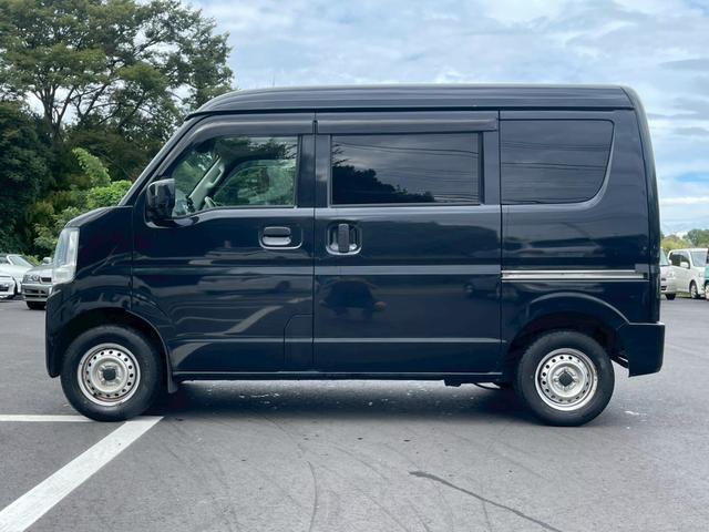 ＮＶ１００クリッパーバン ＤＸ　ＧＬセーフティパッケージ　インテリジェントエマージェンシーブレーキ　踏み間違い防止　車線逸脱　ふらつき防止　先行車発進お知らせ　ハイビームアシスト　オートライト　キーレス（7枚目）