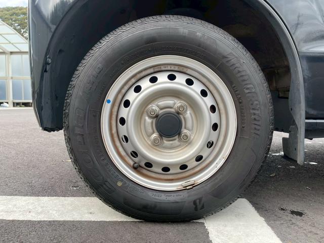 ＮＶ１００クリッパーバン ＤＸ　ＧＬセーフティパッケージ　インテリジェントエマージェンシーブレーキ　踏み間違い防止　車線逸脱　ふらつき防止　先行車発進お知らせ　ハイビームアシスト　オートライト　キーレス（28枚目）