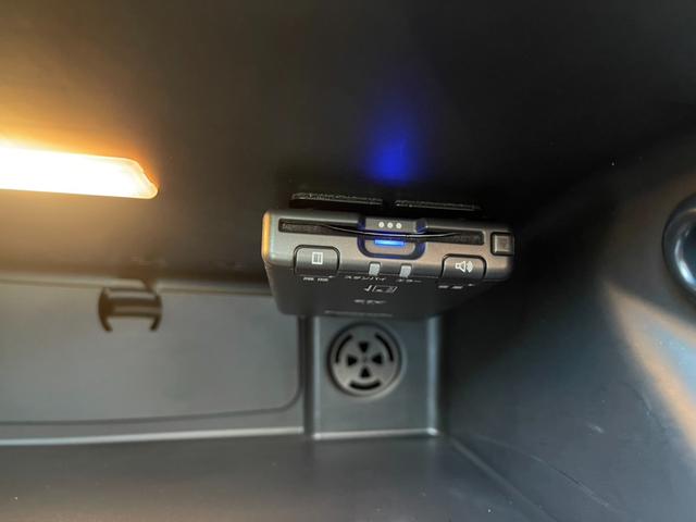 ＭＩＮＩ 　クーパーＤ　ディスプレイオーディオ　フルセグ　バックモニター　スマートキー　プッシュスタート　クルーズコントロール　ＬＥＤヘッドライト　純正アルミ（23枚目）