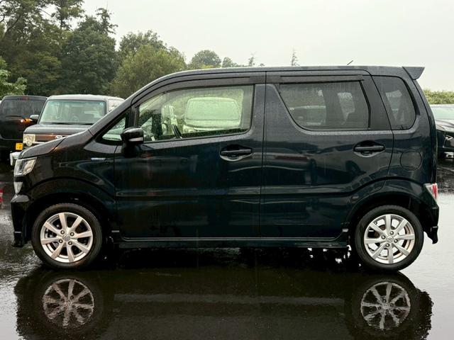 ワゴンＲ ハイブリッドＦＺ　社外ナビＴＶ　バックモニター　デュアルセンサーブレーキ　誤発信抑制　車線逸脱　ヘッドアップディスプレイ　ＬＥＤヘッドライト　シートヒーター　スマートキー　プッシュスタート　ＥＴＣ（7枚目）
